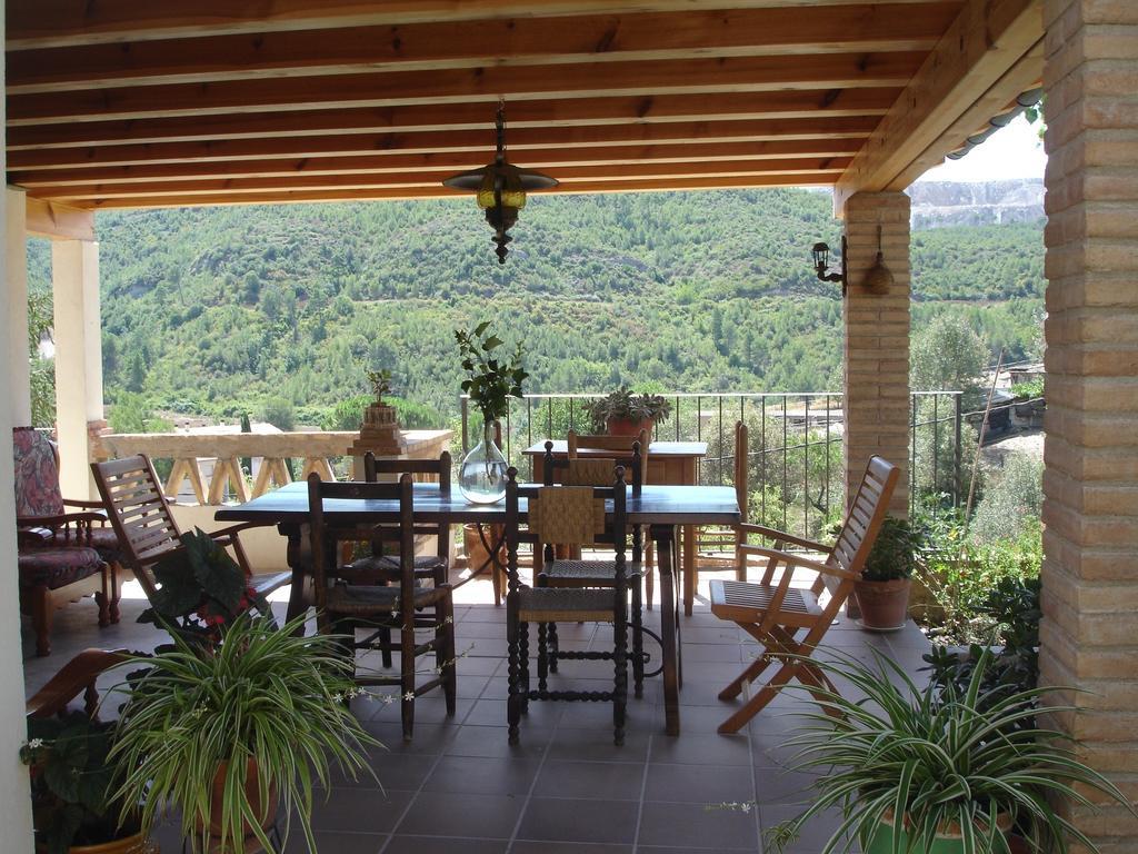 Hostal Ca L' Ermitanyo- Casa Torre Blanca Súria Exterior foto
